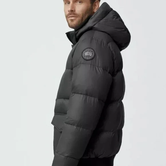 Canada Goose Ventoux Down Bomber- Graphite Grey Size Large